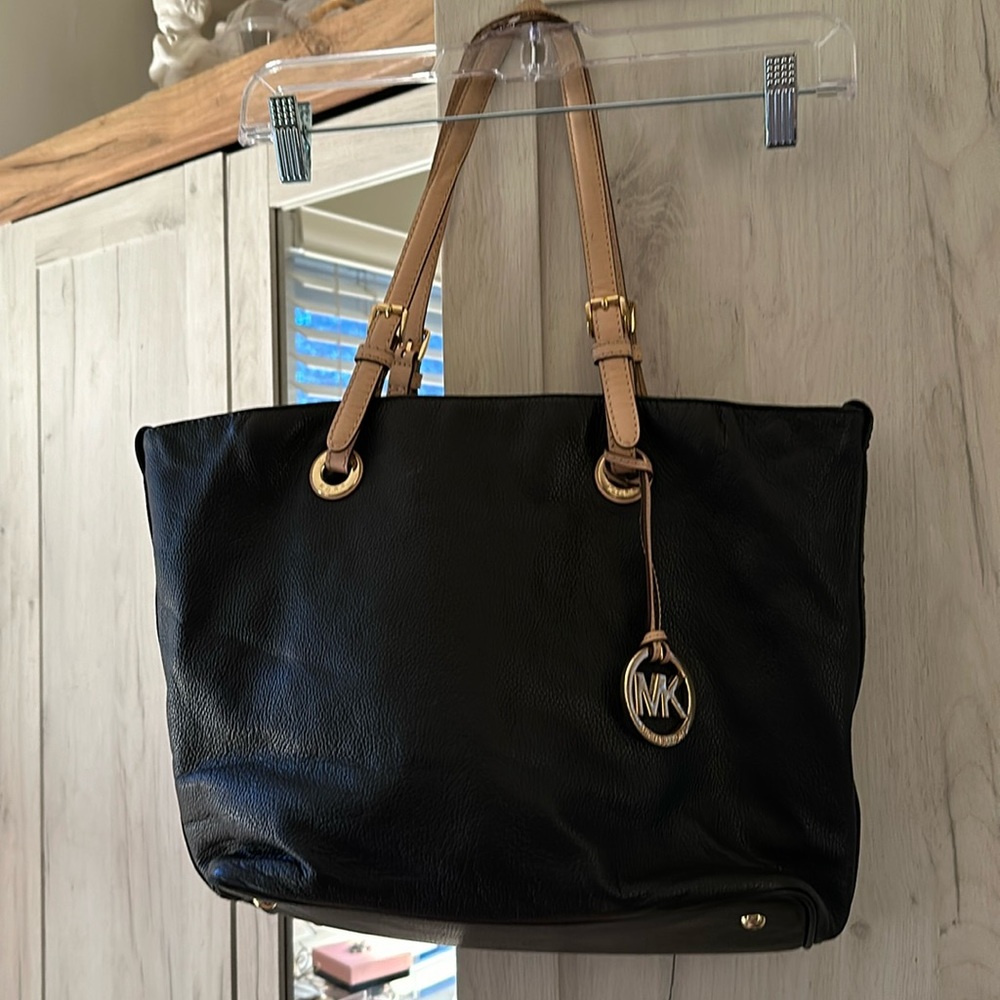 Michael Kors Pebble Leather Tote